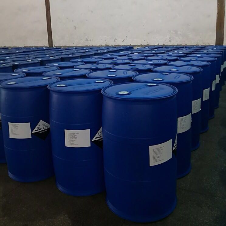 一甲胺甲醇溶液（無(wú)水）廣泛用于制藥醫藥中間體農藥石化助劑添加劑等